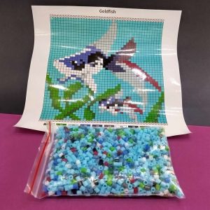 تابلو نقاشی پیکسلی مهره ای طرح ماهی قرمز کد 769