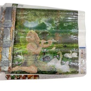 نقاشی الماسی رولی طرح نوازنده فلوت و قوهای عاشق 30*30 کد 1581